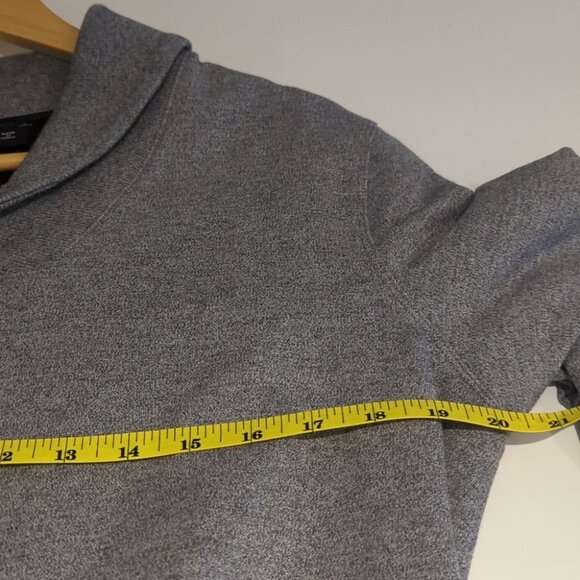 Men's Hugo Boss Gray Cowl Neck Sweater - M Like New - Picture 6 of 9